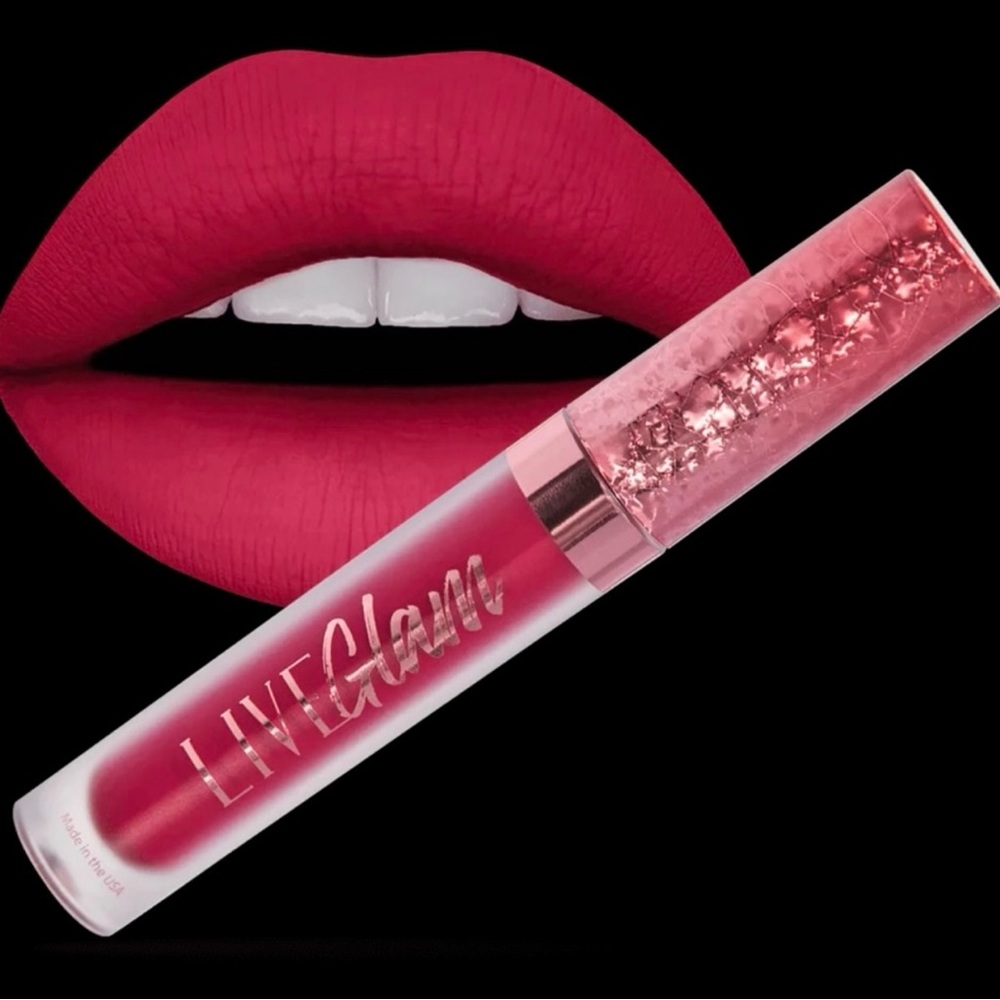 🍒🆕🍒 LIVEGlam "Facts" Matte Liquid Lippie